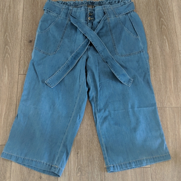 Torrid Wide Leg Jeans size 16 - Picture 2 of 6